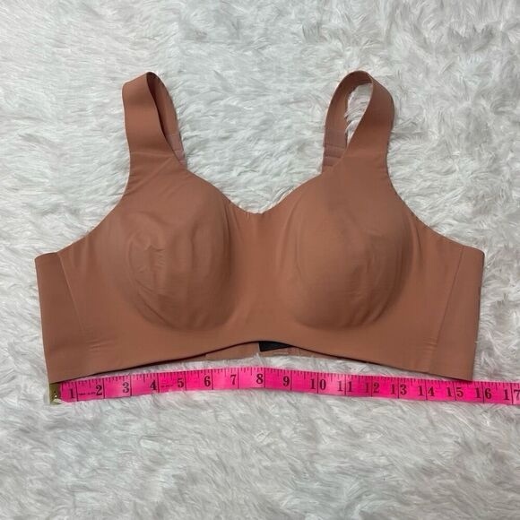 Seamless Tan Women's Top - Picture 2 of 5
